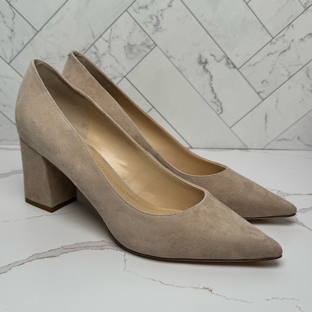 Marc Fisher Zala Block Heel Pointy Toe Pump in Natural Suede size 8.5